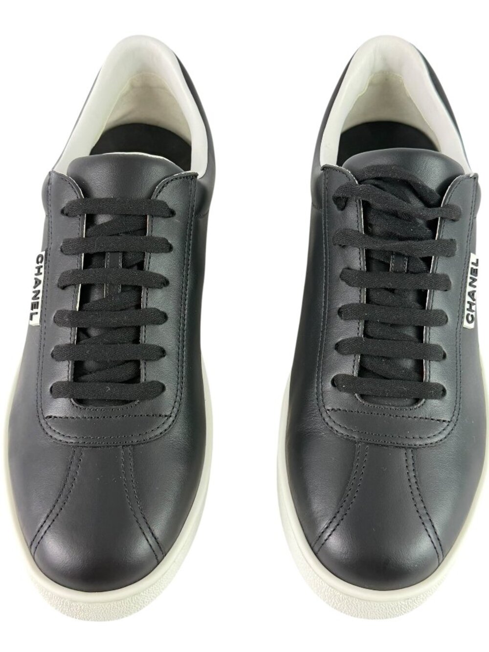 CHANEL Uniform Black Leather Calfskin CC Low-Top Women Sneakers  42 - 12 US